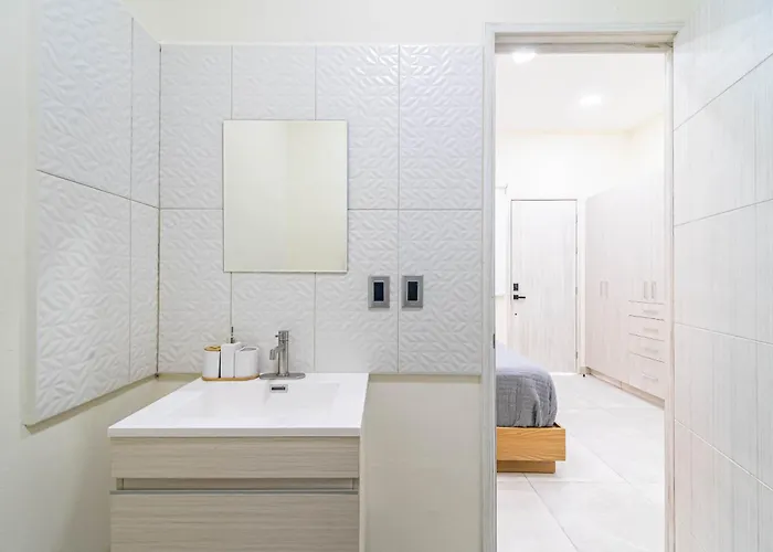 Casa de férias 2 Bd With Balcony, Gym, Rooftop Pool, Hot Tub Playa del Carmen