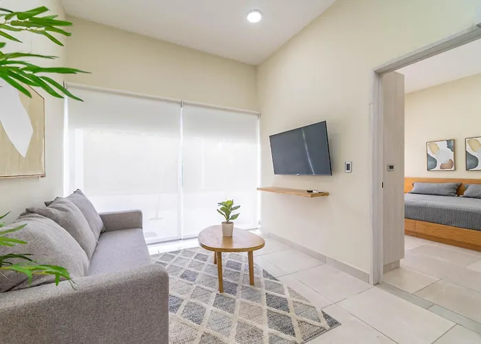 Casa de férias 2 Bd With Balcony, Gym, Rooftop Pool, Hot Tub Playa del Carmen